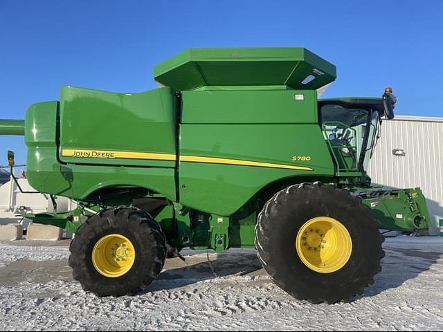 Image of John Deere S780 equipment image 3