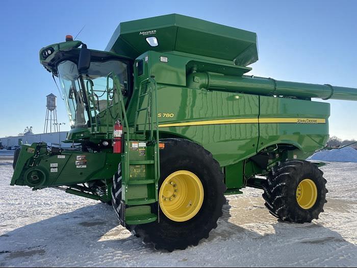 Image of John Deere S780 Primary image