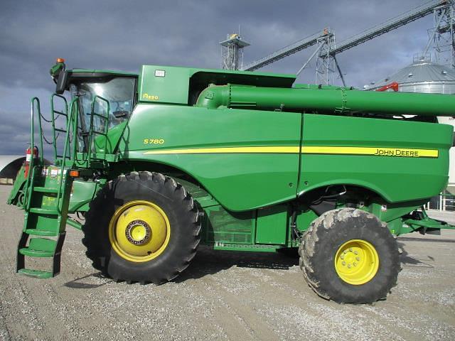 Image of John Deere S780 equipment image 2