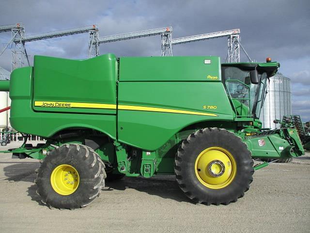 Image of John Deere S780 equipment image 3