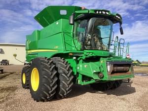 2018 John Deere S780 Image