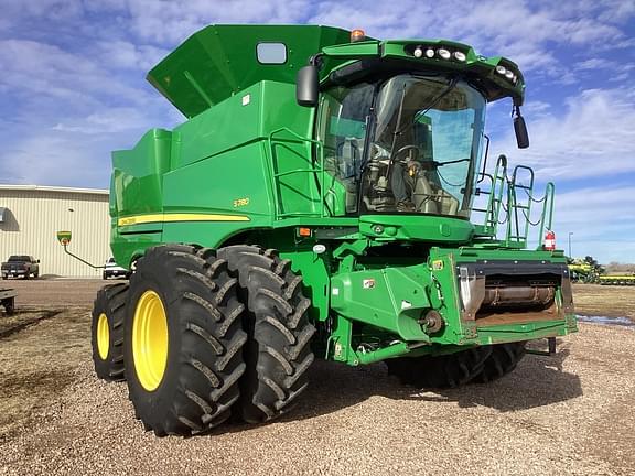 2018 John Deere S780 Equipment Image0