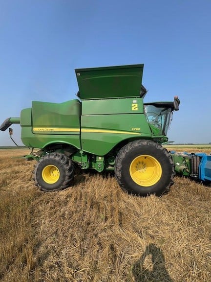 SOLD - 2018 John Deere S780 Stock No. 86674 Combines with 1,785 Hrs ...