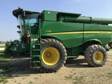 Main image John Deere S780
