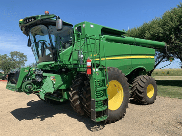 Main image John Deere S780