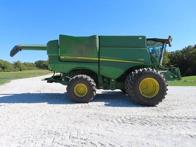 Image of John Deere S780 equipment image 3