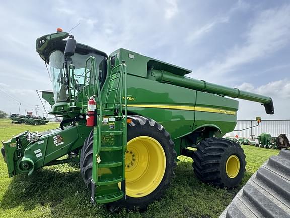 Image of John Deere S780 equipment image 2