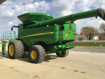 Main image John Deere S780