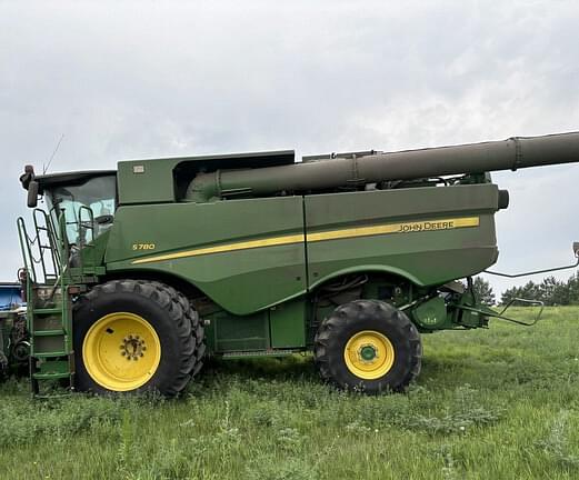 Image of John Deere S780 Primary image