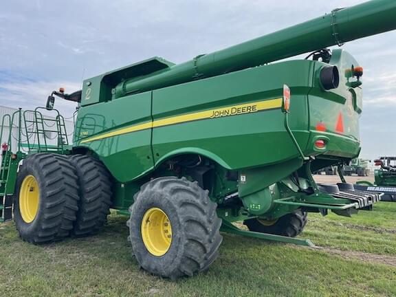Image of John Deere S780 equipment image 3