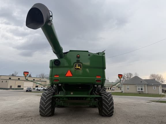 Image of John Deere S780 equipment image 3