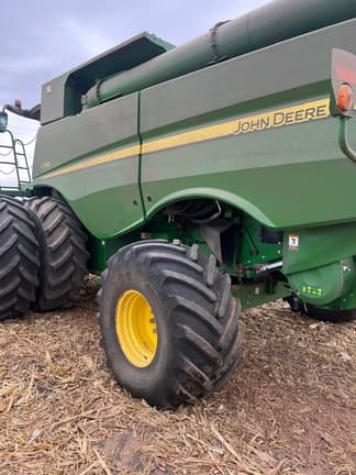 Image of John Deere S780 equipment image 3