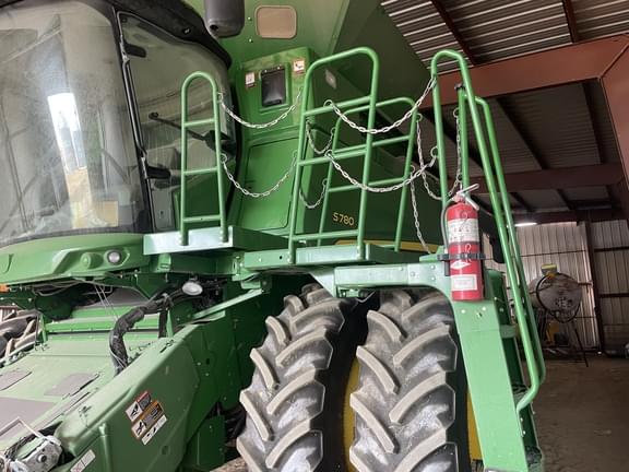 Image of John Deere S780 equipment image 4