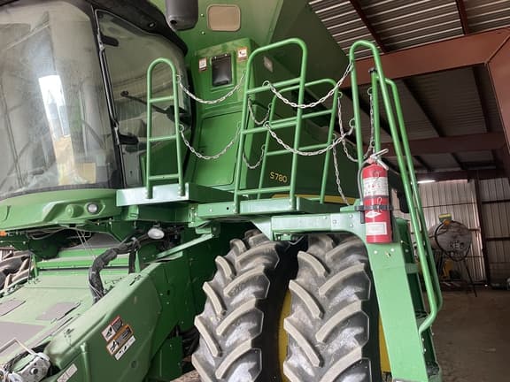 Image of John Deere S780 equipment image 4