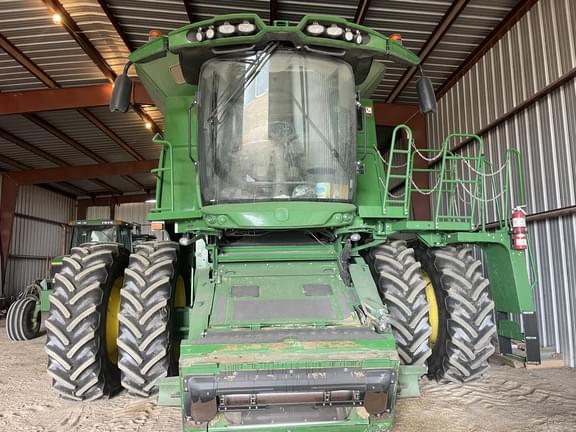 Image of John Deere S780 equipment image 1