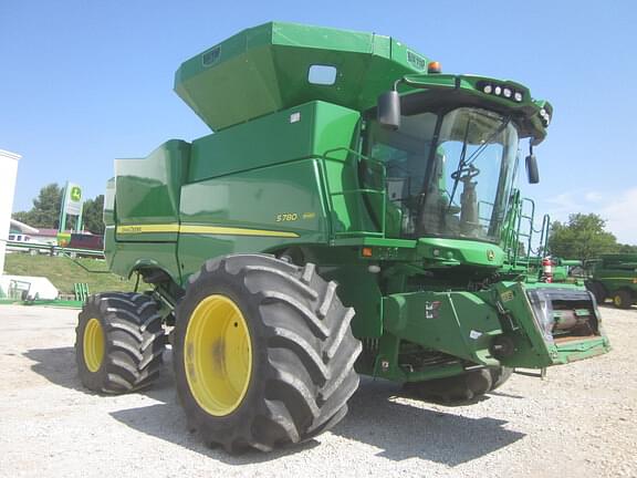 Image of John Deere S780 equipment image 1