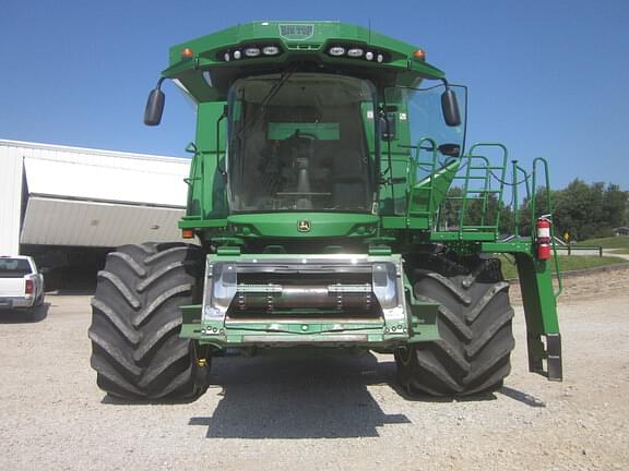 Image of John Deere S780 equipment image 4