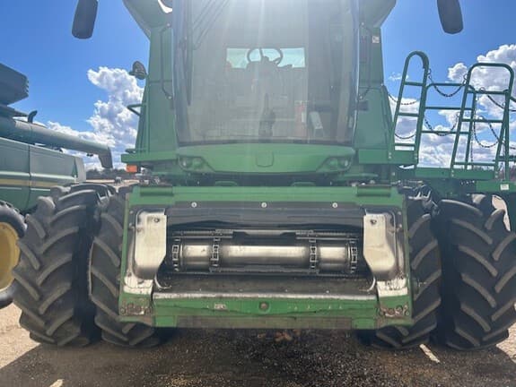 Image of John Deere S780 equipment image 4