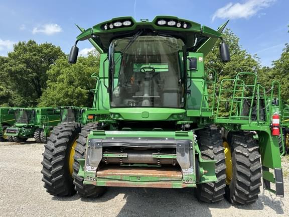 Image of John Deere S780 equipment image 1