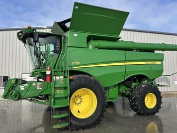 Main image John Deere S780