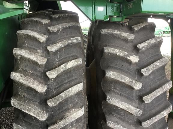 Image of John Deere S780 equipment image 4