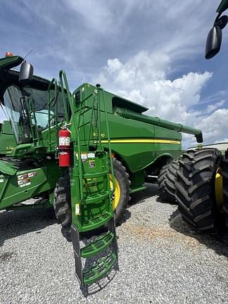 Image of John Deere S780 equipment image 3