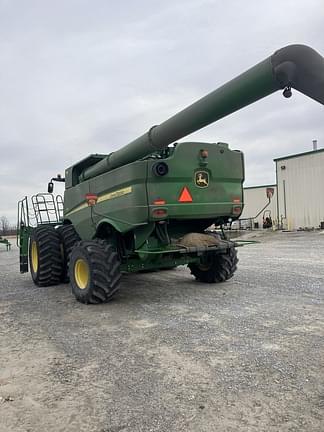 Image of John Deere S780 equipment image 3