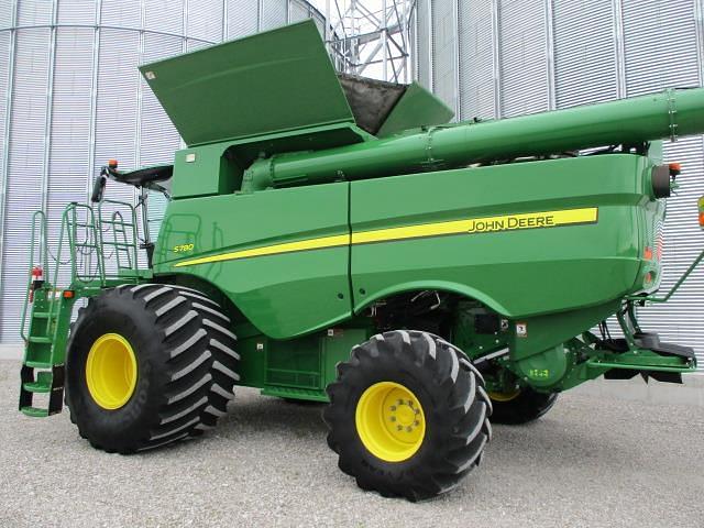 Image of John Deere S780 equipment image 4