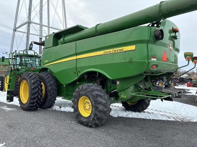 Image of John Deere S780 equipment image 4