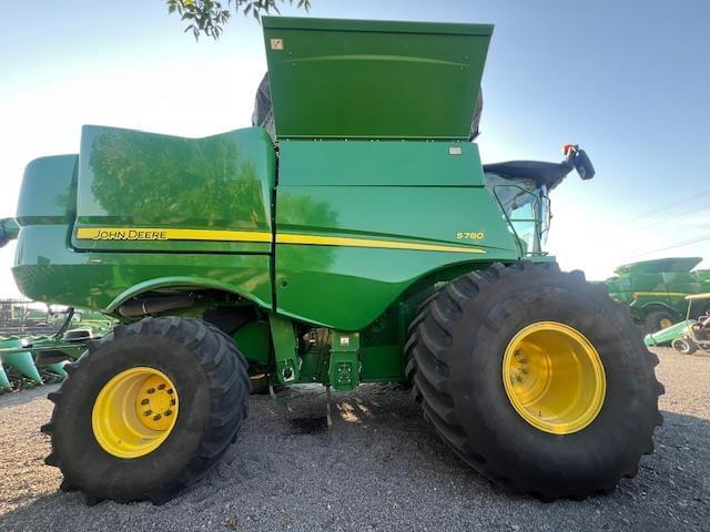 Image of John Deere S780 equipment image 2