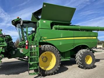 Main image John Deere S780