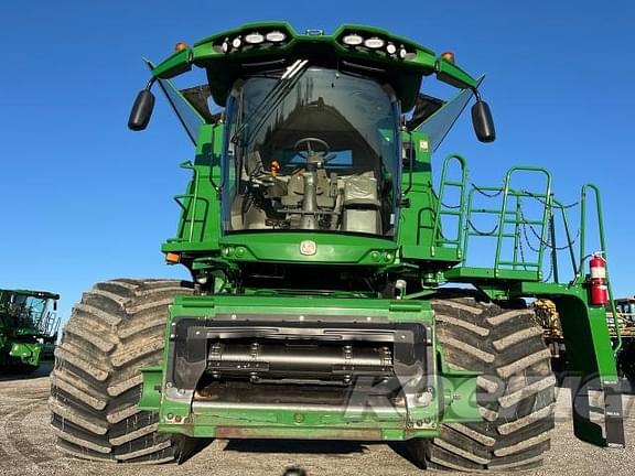 Image of John Deere S780 equipment image 4