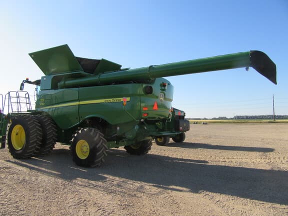 Image of John Deere S780 equipment image 3