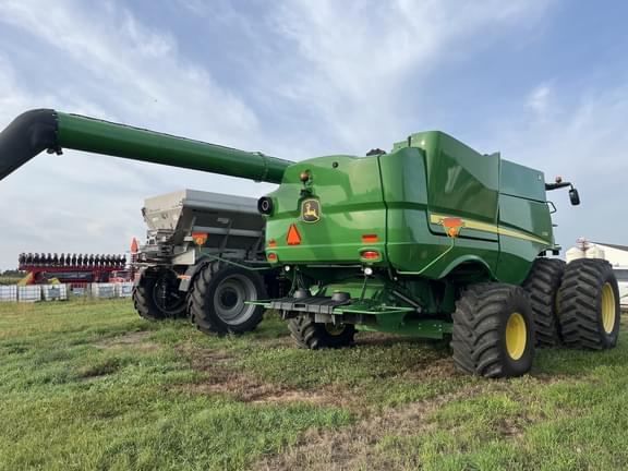 Image of John Deere S780 equipment image 3