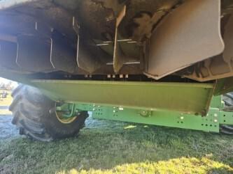 Image of John Deere S780 equipment image 4