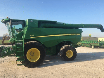 Main image John Deere S780