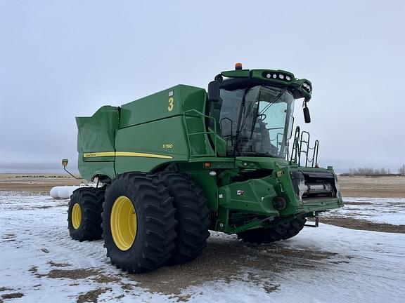 Image of John Deere S780 equipment image 1