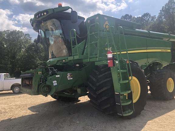 Image of John Deere S780 equipment image 1