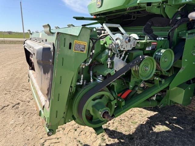 Image of John Deere S780 equipment image 3