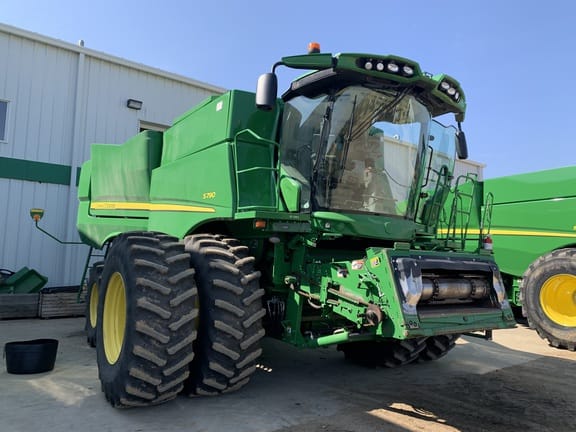 Main image John Deere S790