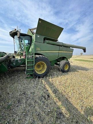 Image of John Deere S790 Primary image