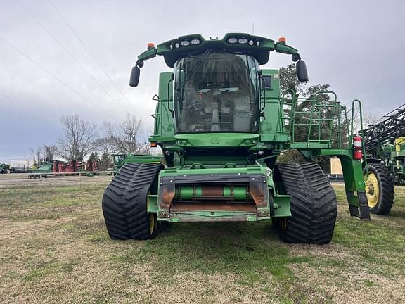 Image of John Deere S790 equipment image 4