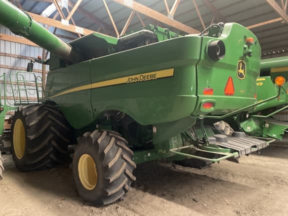 Image of John Deere S790 equipment image 2