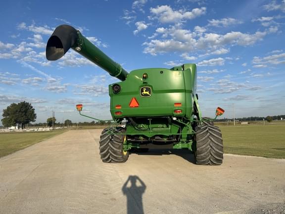 Image of John Deere S790 equipment image 4