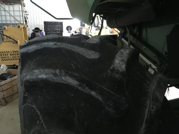 Image of John Deere S790 equipment image 4