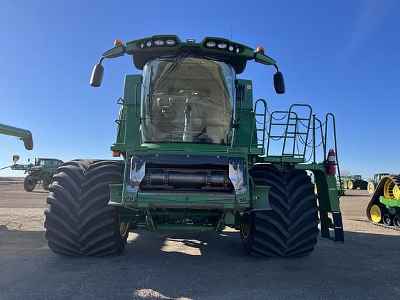 Image of John Deere S790 equipment image 2