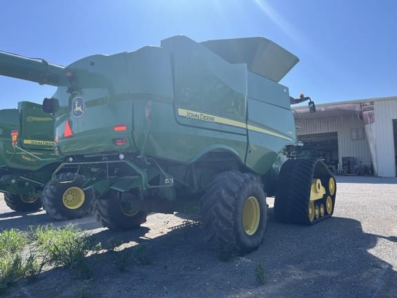 Image of John Deere S790 equipment image 2