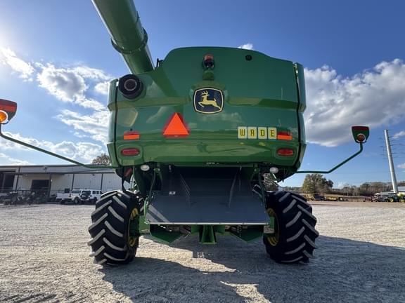 Image of John Deere S790 equipment image 4