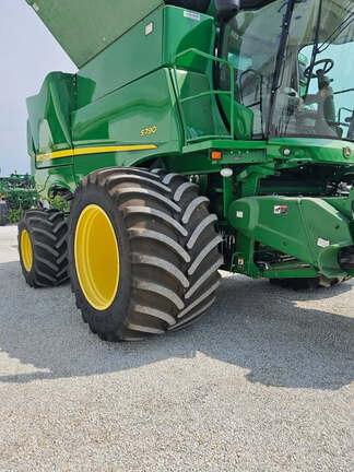 Image of John Deere S790 equipment image 2