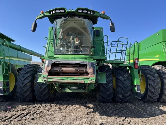 Image of John Deere S790 equipment image 1